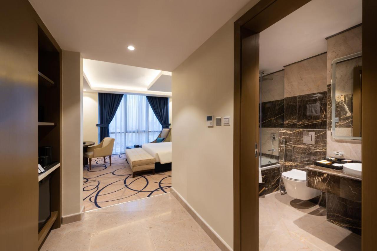 Warwick Riyadh Al Wezarat Riade Exterior foto