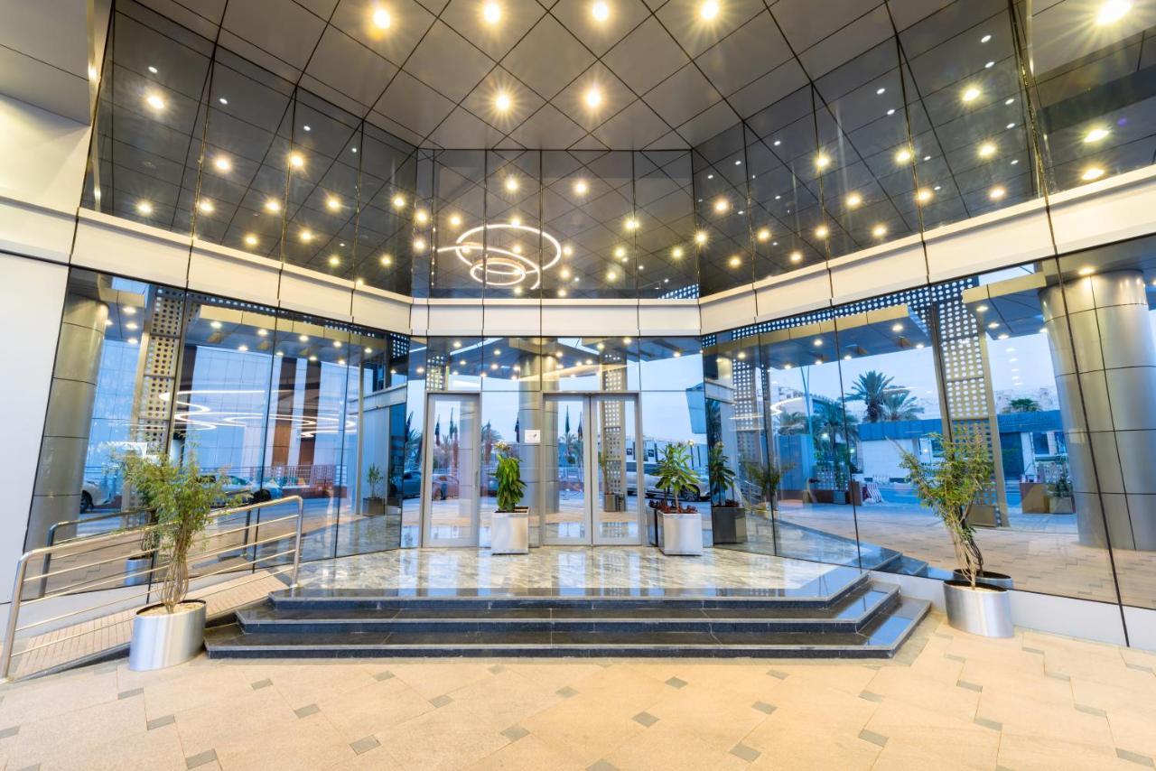 Warwick Riyadh Al Wezarat Riade Exterior foto